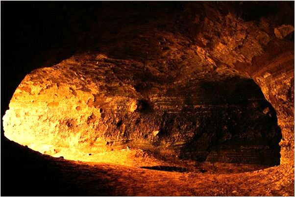 夢見用磚頭鋪地是什麼預兆？_周公解夢官網