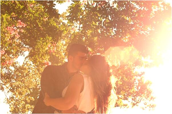 夢到了紅魚在池塘里游有什麼意思嗎_周公解夢官網