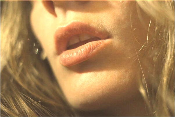 夢到了魚缸里有魚快死了是什麼意思_周公解夢官網