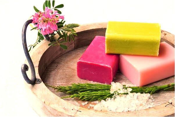 夢到自己喝百草枯是什麼預兆_周公解夢官網