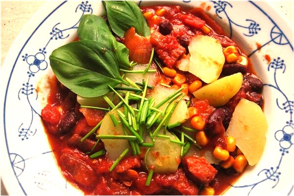 夢到被怪物追殺搶奪手鍊是什麼意思？_周公解夢官網