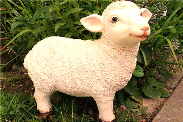 夢到教室借衣給冷的同學是什麼意思？_周公解夢官網