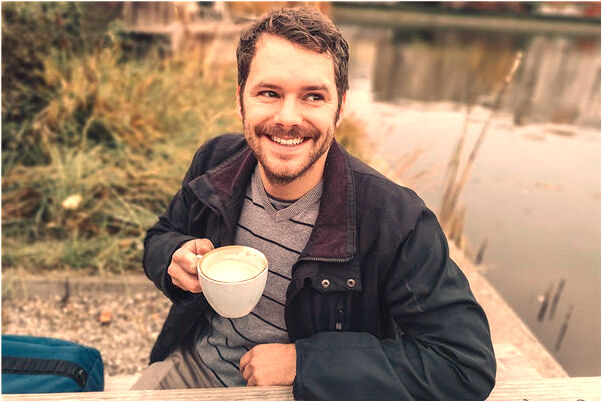 夢見死去的人還活在世上是什麼徵兆_周公解夢官網