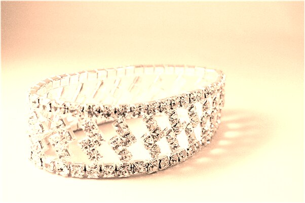 夢見白色拖鞋什麼寓意_周公解夢官網