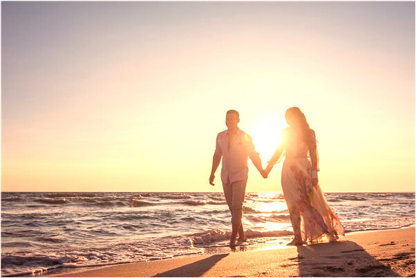 夢到了白色衣服爛了怎么樣_周公解夢官網