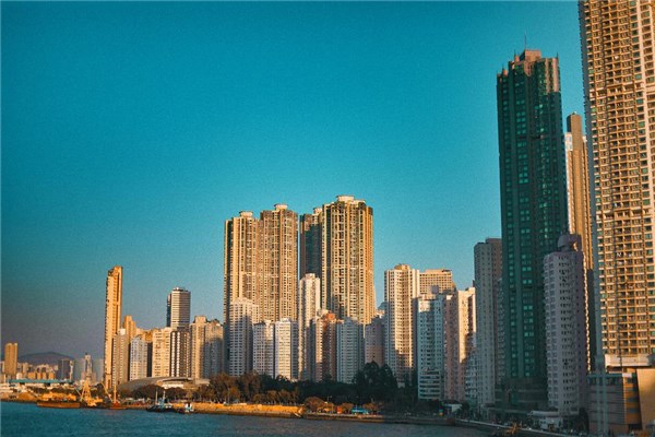 夢到了樓房傾斜是凶兆還是吉兆_周公解夢