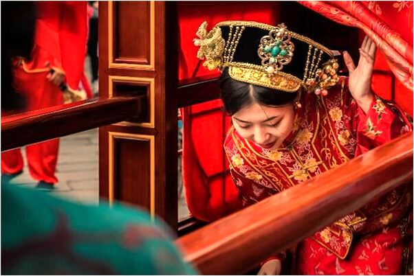 夢見錢不在了會有什麼預兆_周公解夢官網