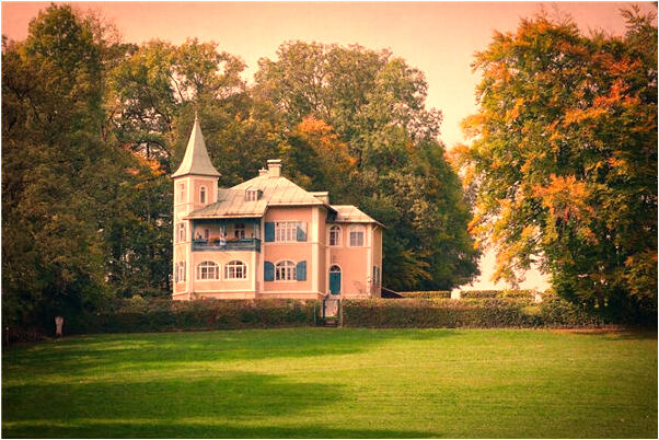 夢到了女人裸體躺在床上預示什麼_周公解夢官網