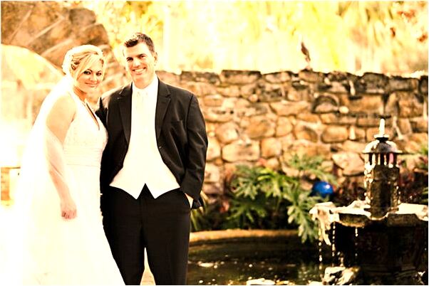 夢到了我的腳被男人捉住怎么說_周公解夢官網