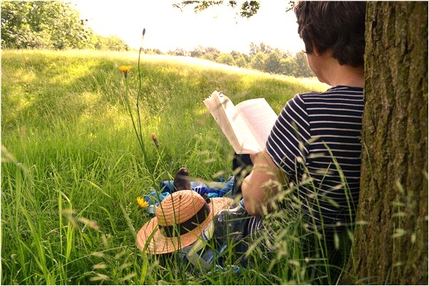 夢見朋友比自己漂亮搶風頭會是什麼預兆_周公解夢官網