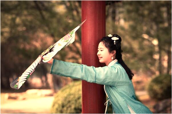 夢見開車撞老人後自己哭醒來是什麼預兆？_周公解夢官網