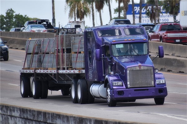 夢見跑長途有什麼寓意嗎？_周公解夢