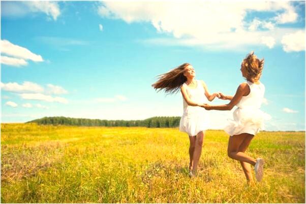 夢見車裡有死人是什麼徵兆_周公解夢官網