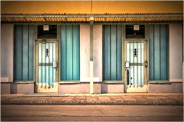 夢到走著頭髮斷了預示了什麼_周公解夢官網