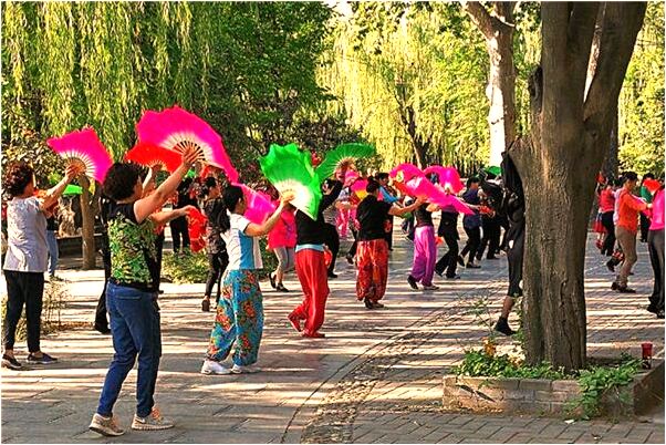 夢到了摸別的女人的胸是凶兆還是吉兆_周公解夢官網