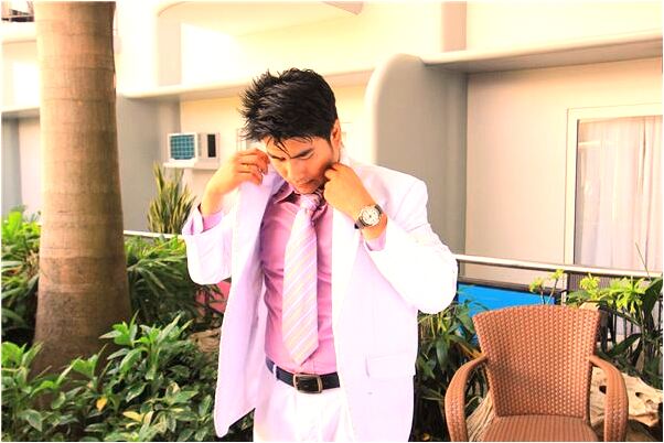 夢到白衣女奔跑是什麼預兆？_周公解夢官網