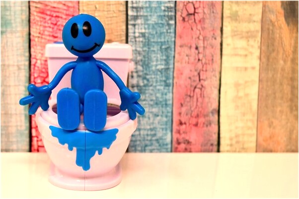 夢到晚上上廁所遇見鬼會有什麼預兆_周公解夢官網