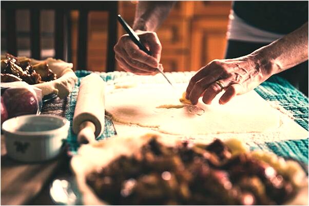 夢到占了一身粑粑有什麼含義_周公解夢官網