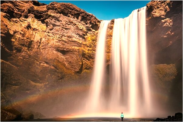 夢見指頭的血流了一地是好事還是壞事_周公解夢官網