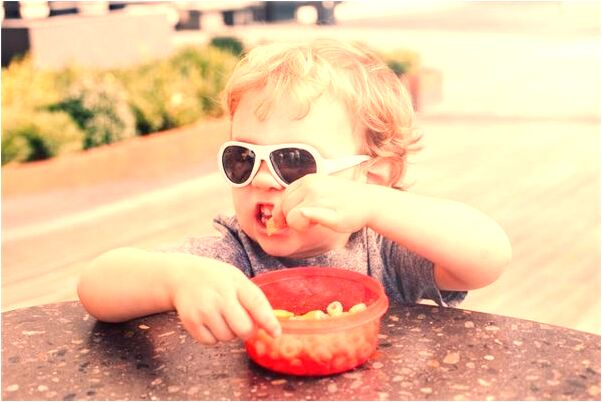 夢到了自己割下左手背皮是咋回事_周公解夢官網