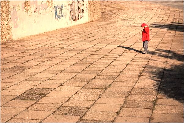 夢見瑋宗重光共處一室什麼預兆_周公解夢官網