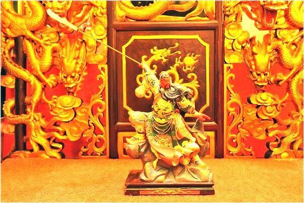 夢到了狗在門外咬自己有什麼寓意嗎_周公解夢官網