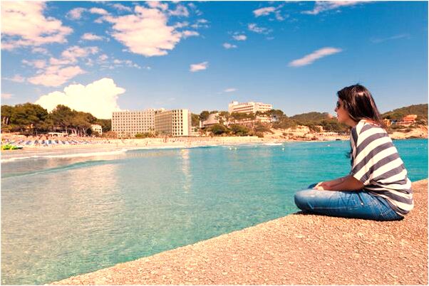 夢見兩腳受傷腫起啥意思_周公解夢官網