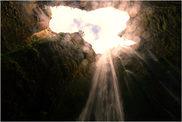 夢見冰櫃進水是什麼徵兆_周公解夢官網