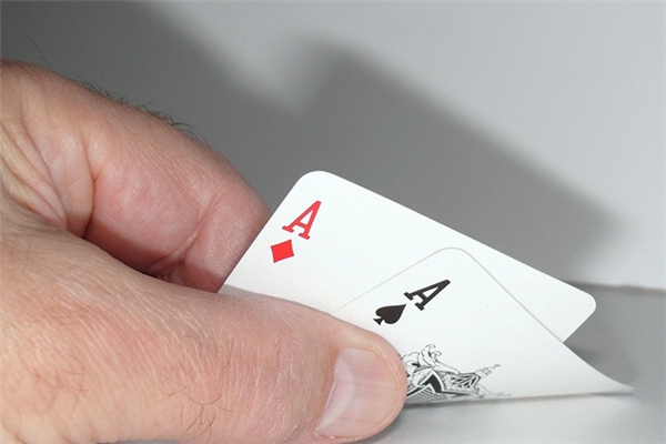 夢到了賭博輸了會怎么樣_周公解夢