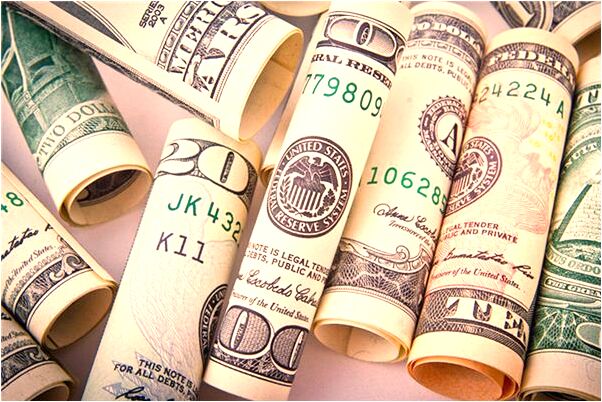 夢到媽給我買了個漂亮的唇彩的預兆_周公解夢官網