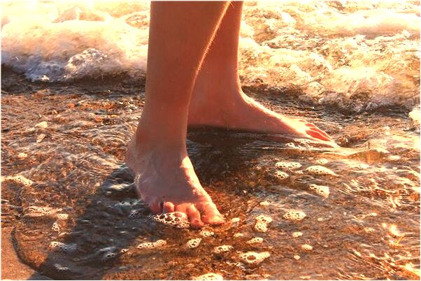 夢到在死人墳墓上睡覺會是什麼預兆_周公解夢官網