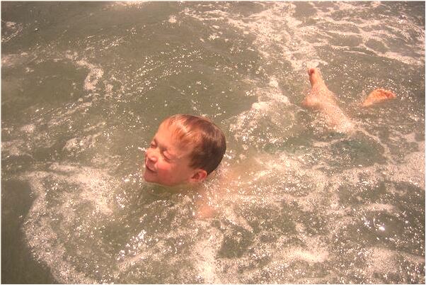 夢到了女兒落水被救預示了什麼_周公解夢官網