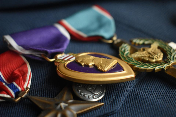 夢見獎牌是凶兆還是吉兆_周公解夢