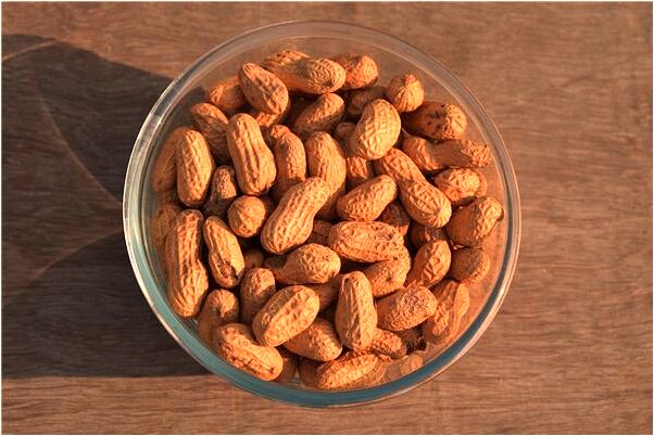 夢到穿紅馬甲的女人賣菜是什麼預兆_周公解夢官網