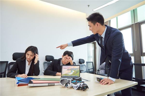 夢到和同事吵架_周公解夢