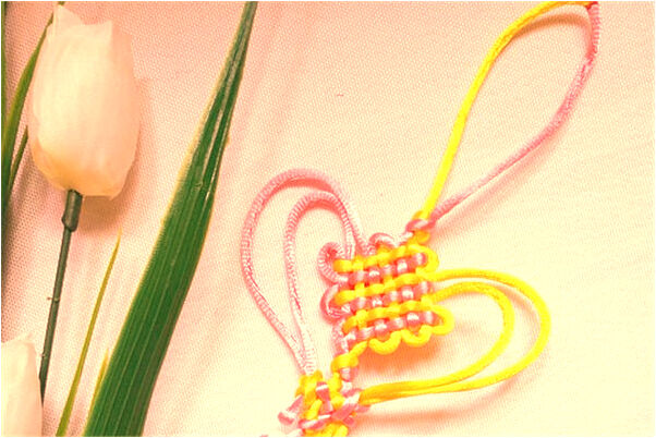 夢見兒子被車攆傷了腿是怎么回事_周公解夢官網