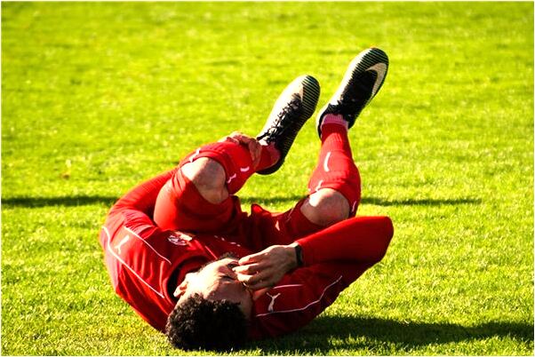 夢見水中與人跳舞意味著什麼_周公解夢官網