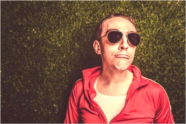 夢到了水裡游泳是不是好的徵兆呢_周公解夢官網