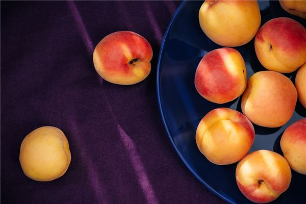 夢到撿杏啥意思_周公解夢