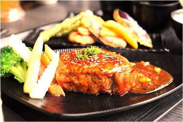 夢見有個女的喜歡自己怎么回事_周公解夢官網