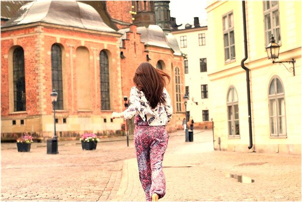 夢到了抱著個嫂子啥意思_周公解夢官網