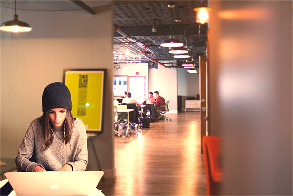 夢到我跳下懸崕是什麼預兆？_周公解夢官網