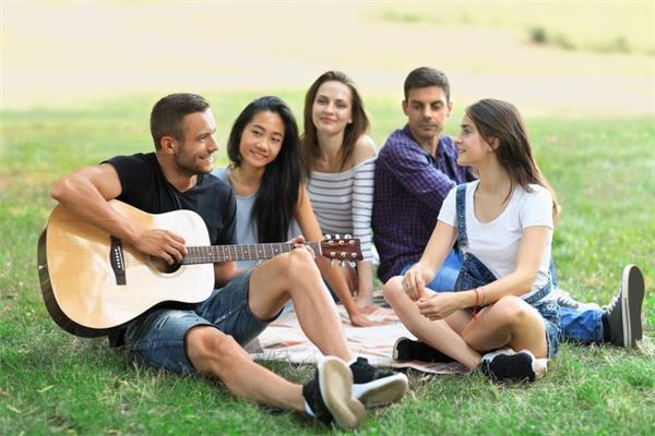 鼠本命年運勢_十二生肖