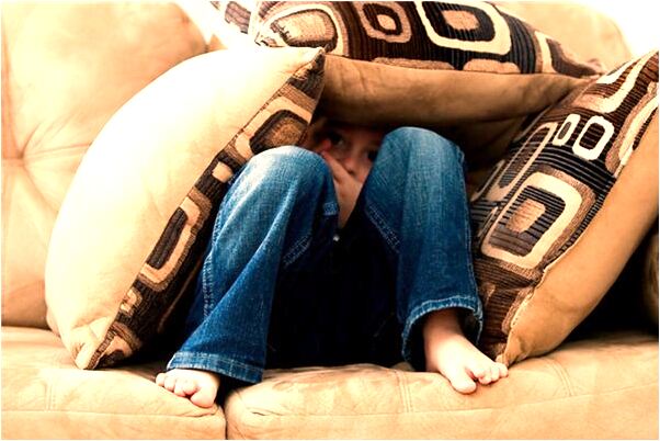 夢到牙碎不斷噴血什麼預兆_周公解夢官網