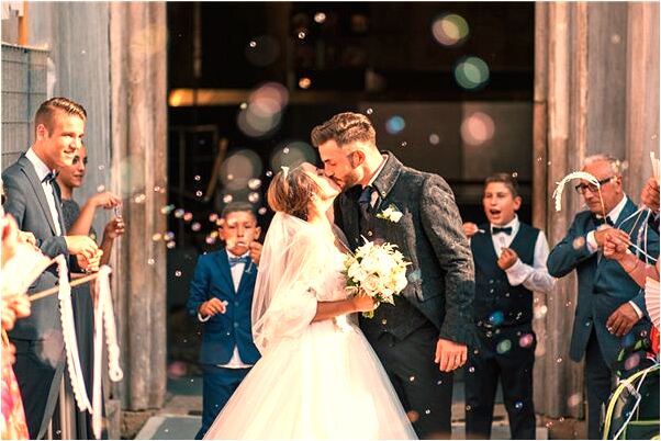 夢到很髒的廁所拉屎有什麼意思嗎_周公解夢官網