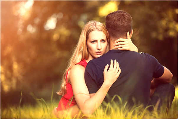 夢見與人衝突睪丸被傷害是什麼徵兆_周公解夢官網