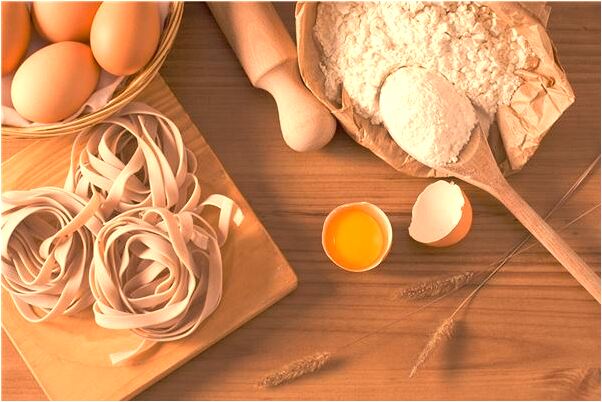 夢到一群人舉起手臂是怎么回事_周公解夢官網