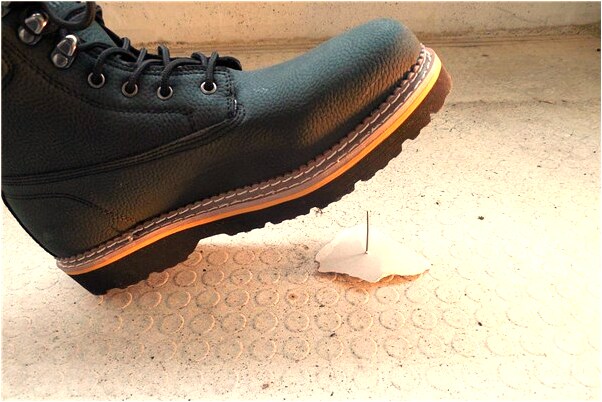 夢見因殺人蹲監獄後被拋棄有什麼含義_周公解夢官網