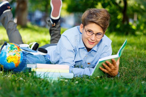 2008年男人的性格_十二生肖