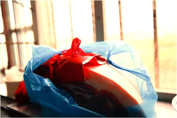 夢到了在黑水河上有人掉進水裡有什麼意思嗎_周公解夢官網